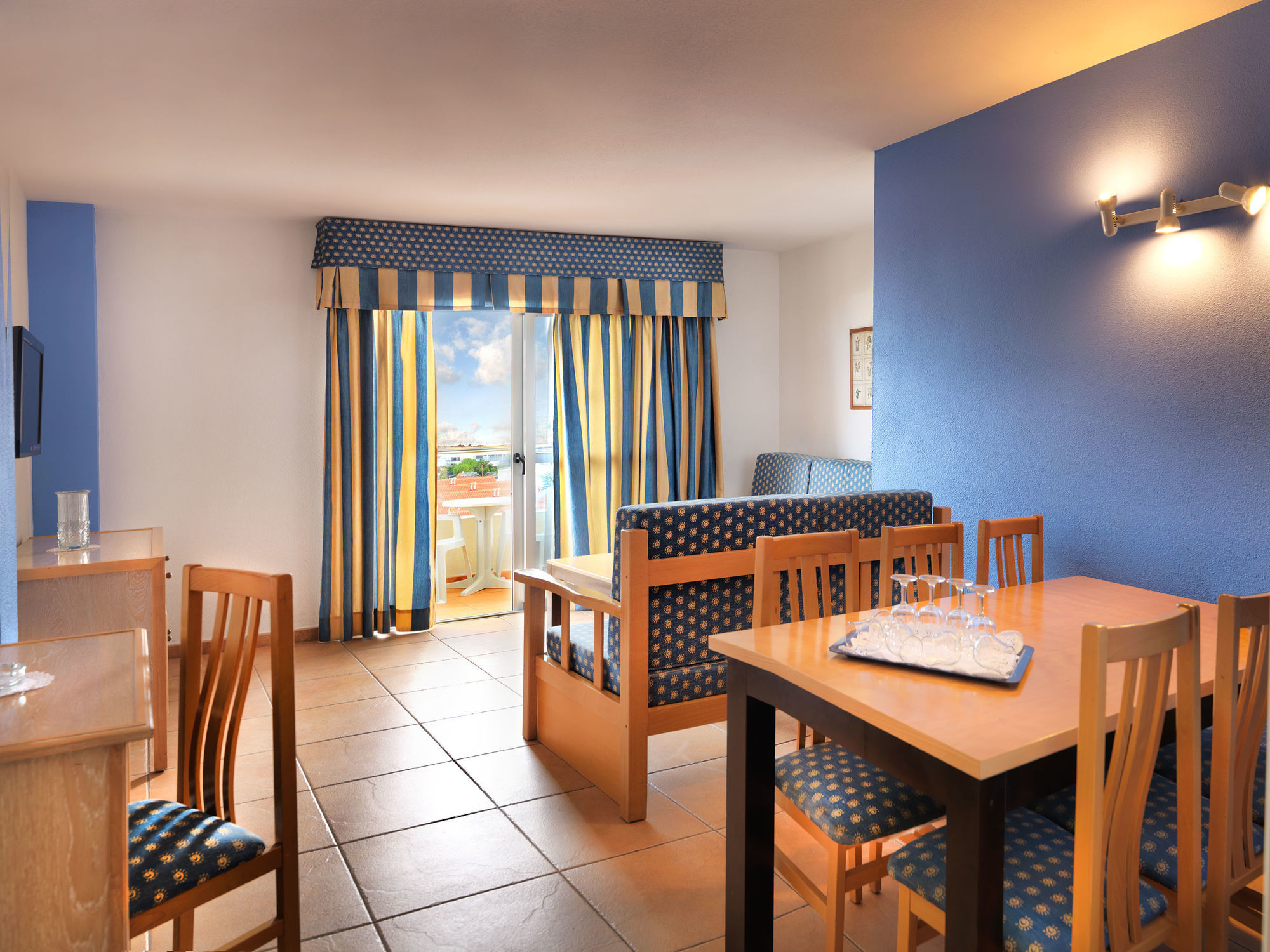Apartamentos Oro Blanco 플라야데라스아메리카스 외부 사진